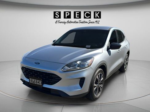Used 2021 Ford Escape SE w/ SE Sport Appearance Package AWD/4WD image 1