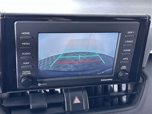 Used 2022 Toyota RAV4 XLE image 15