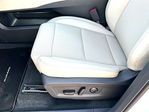 New 2026 Nissan Murano SL AWD/4WD image 13