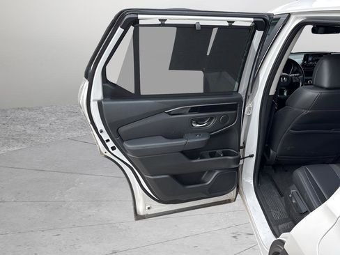 Used 2023 Honda Pilot EX-L image 28