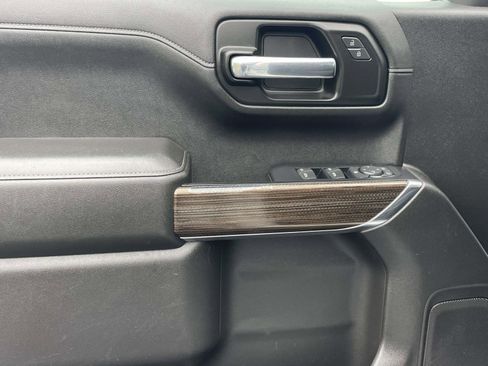 Used 2021 Chevrolet Silverado 1500 LT image 21