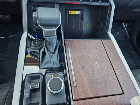 Used 2024 Toyota Sequoia Capstone image 36