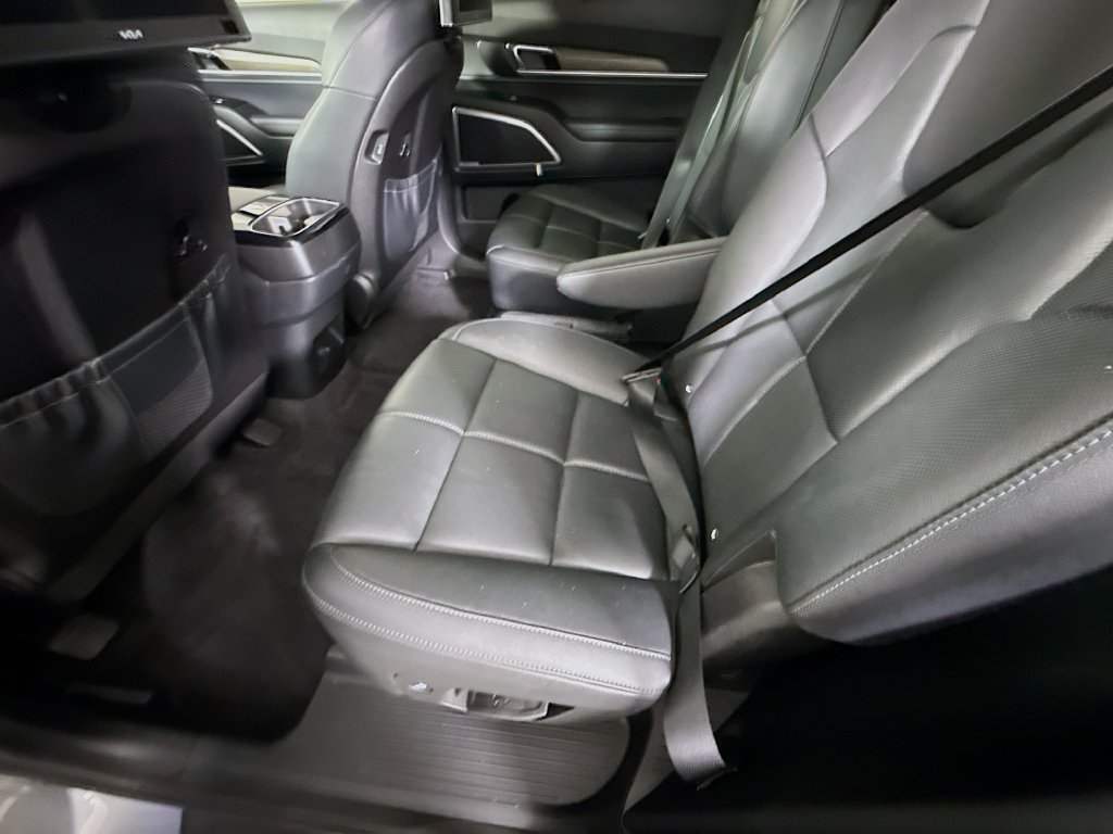 Used 2022 Kia Telluride EX w/ EX Premium Package AWD/4WD image 29