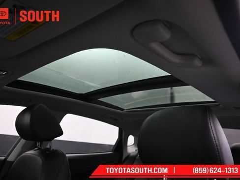 Used 2020 Kia Optima SE FWD image 21