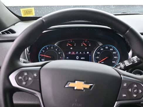 Used 2023 Chevrolet Traverse LT w/ LPO, Floor Liner Package AWD/4WD image 9