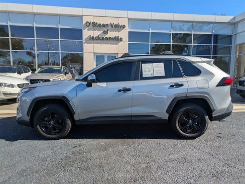 Used 2023 Toyota RAV4 XLE image 3