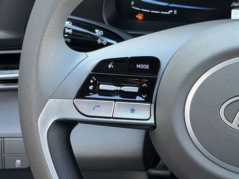 New 2026 Hyundai Elantra SE image 13