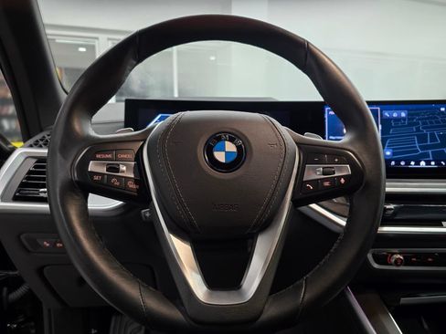Used 2025 BMW X5 xDrive40i AWD/4WD image 19