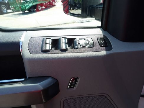 Used 2020 Ford F250 XLT w/ FX4 Off-Road Package AWD/4WD image 15