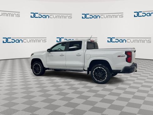 Used 2026 Chevrolet Colorado Z71 w/ Technology Package AWD/4WD image 6