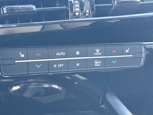 Used 2022 Toyota Mirai image 14