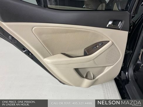 Used 2013 Kia Optima EX w/ Premium Pkg FWD image 16