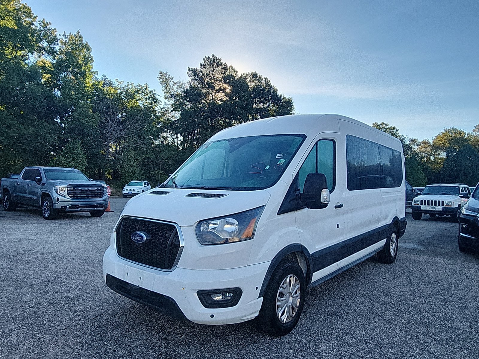 Used 2024 Ford Transit 350 XLT RWD image 1