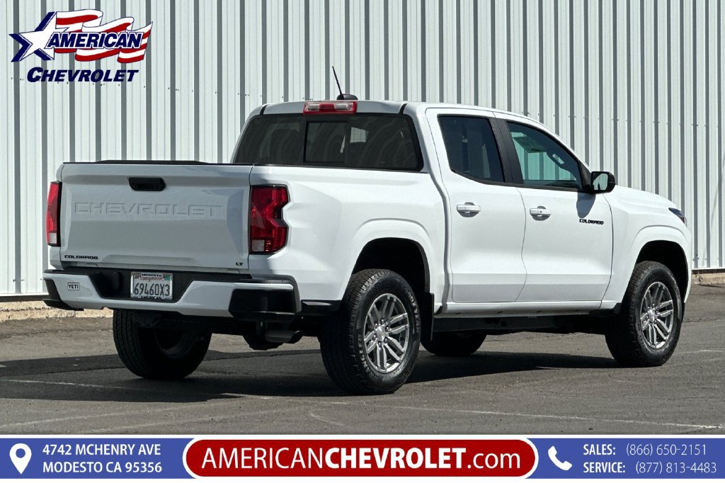 Used 2023 Chevrolet Colorado LT w/ LT Convenience Package II RWD image 4