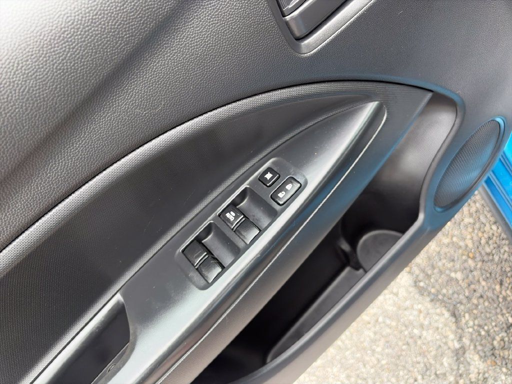 Used 2024 Mitsubishi Mirage ES FWD image 11