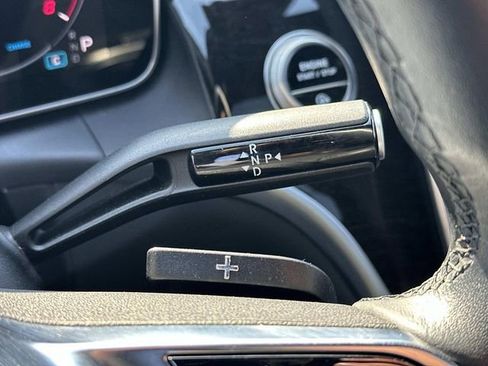 Certified 2025 Mercedes-Benz GLC 300 4MATIC image 24