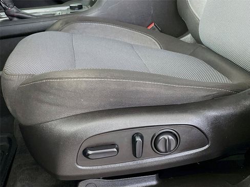 Used 2019 Chevrolet Traverse LT w/ LPO, Floor Liner Package AWD/4WD image 22