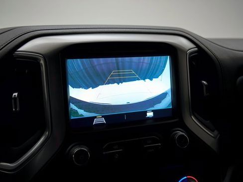 Used 2021 Chevrolet Silverado 1500 LT image 28