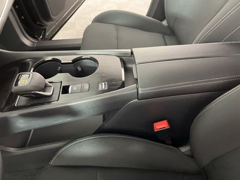 New 2026 Nissan Rogue S image 28