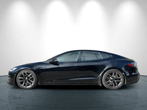 Used 2021 Tesla Model S Plaid image 7