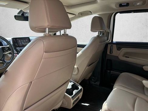 Used 2018 Honda Odyssey Elite image 25