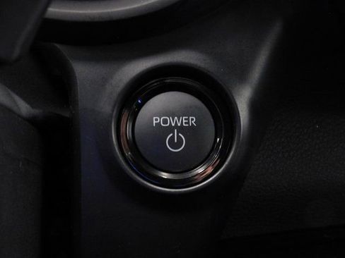 Used 2025 Toyota Sienna XSE image 42