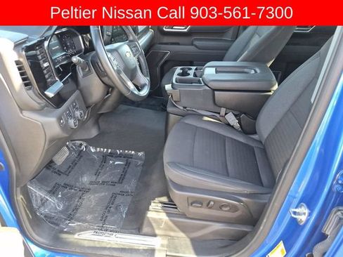 Used 2025 Chevrolet Silverado 1500 LT AWD/4WD image 18