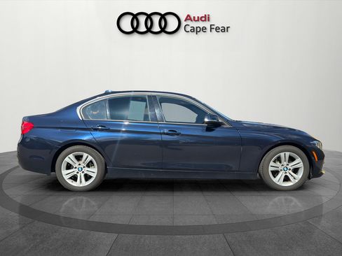 Used 2016 BMW 328i xDrive Sedan AWD/4WD image 6