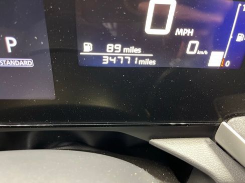 Used 2025 Nissan Kicks SV FWD image 16
