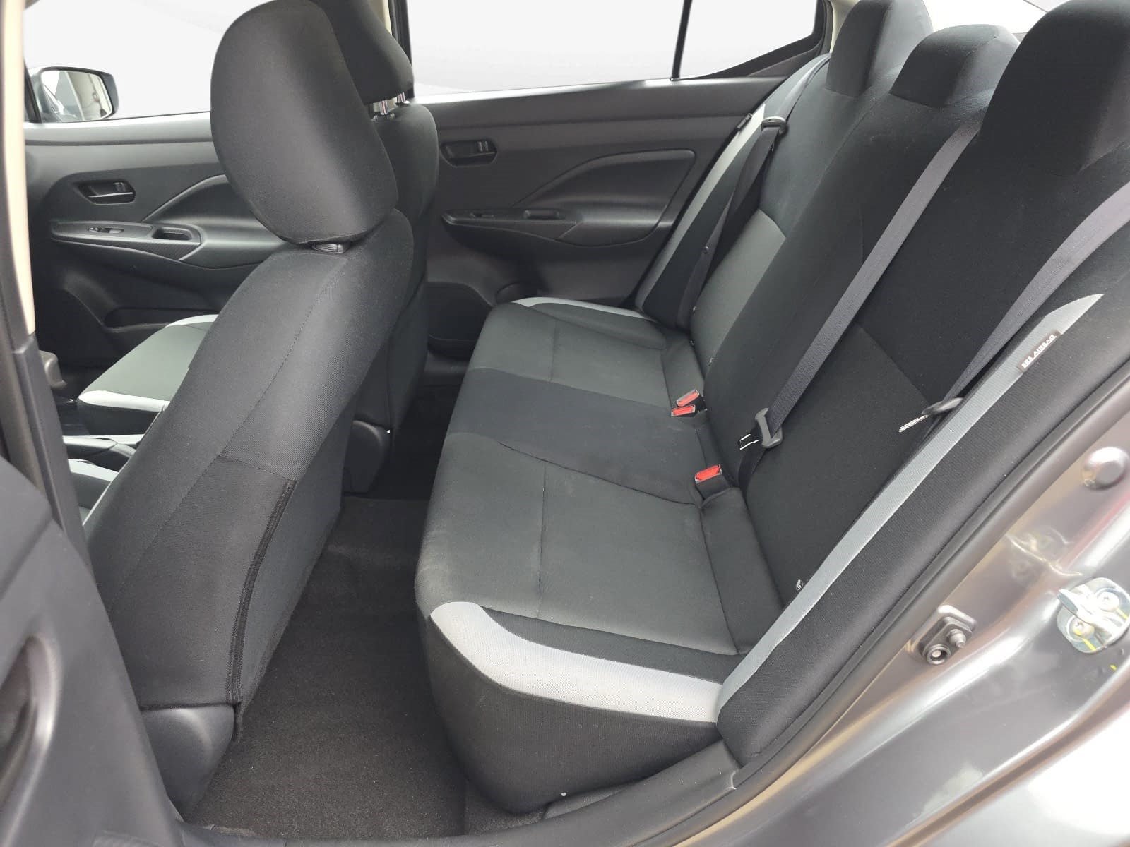 Used 2025 Nissan Versa S w/ Trunk Package FWD image 11