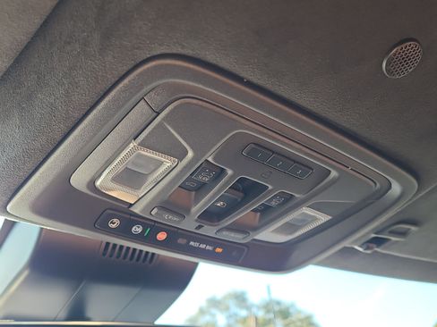 Used 2024 GMC Sierra 2500 Denali Ultimate image 32