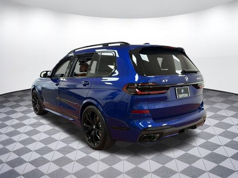 Used 2026 BMW X7 M60i image 3