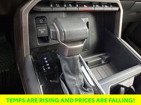 Used 2023 Toyota Tundra Limited image 16