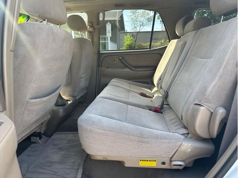 Used 2003 Toyota Sequoia SR5 image 12