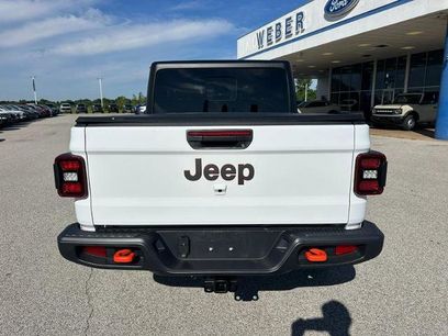 Used 2024 Jeep Gladiator Mojave w/ Technology Group