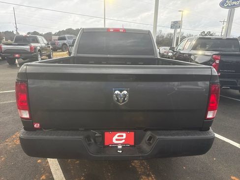 Used 2017 RAM 1500 Express image 7