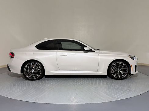 Certified 2024 BMW 230i Coupe w/ Convenience Package RWD image 8