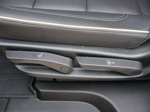 New 2026 GMC Yukon Elevation w/ LPO, Floor Liner Package image 28