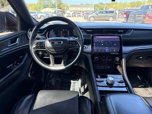 Certified 2021 Jeep Grand Cherokee L Overland w/ Luxury Tech Group IV AWD/4WD image 23