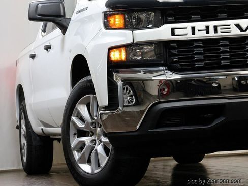 Used 2021 Chevrolet Silverado 1500 Custom image 4