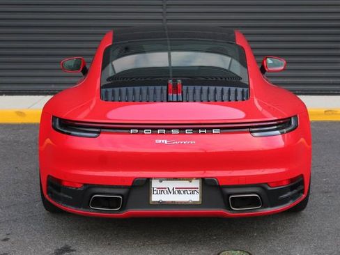 Certified 2021 Porsche 911 Carrera image 7