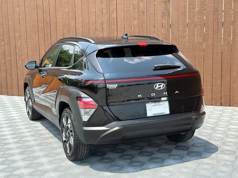 Used 2025 Hyundai Kona SEL FWD image 15