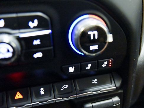 Used 2021 Chevrolet Silverado 1500 High Country w/ Technology Package image 29