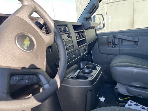 Used 2024 Chevrolet Express 2500 w/ Driver Convenience Package image 29