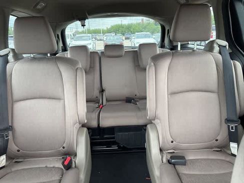 Used 2018 Honda Odyssey EX image 21