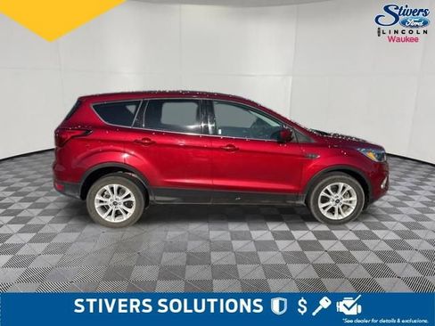 Used 2019 Ford Escape SE AWD/4WD image 3