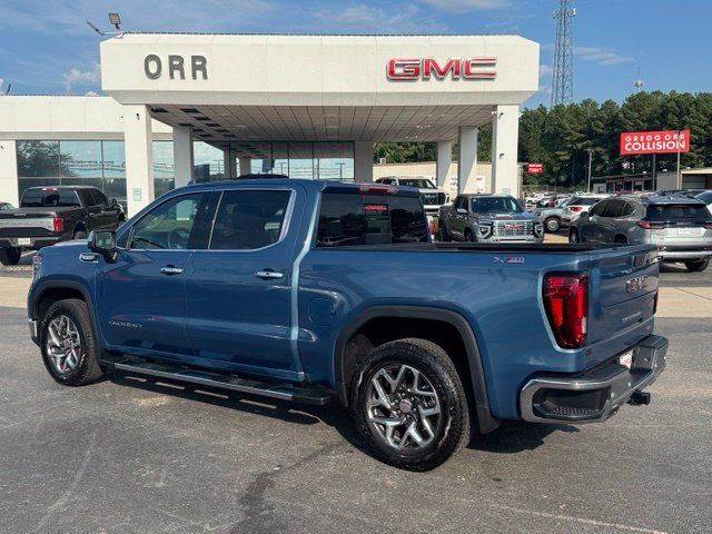 Used 2024 GMC Sierra 1500 SLT AWD/4WD image 4