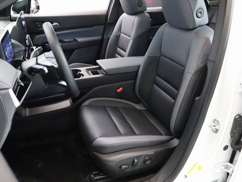 Used 2024 Honda Prologue Touring image 2