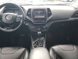 Used 2019 Jeep Cherokee Latitude Plus image 2