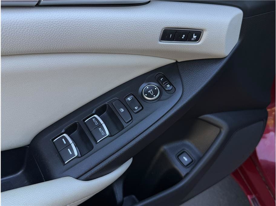 Used 2021 Honda Accord EX-L image 20